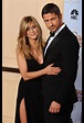 Jennifer Aniston et Gerard Butler lors de la 67e cérémonie des Golden Globes à Los Angeles le 17 ...