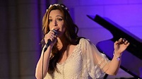 Live : Natasha St-Pier chante un extrait de "Thérèse, Vivre d'amour"