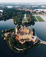 Palacio de Schwerin. Alemania. | Germany castles, Schwerin, Beautiful ...