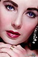 Elizabeth Taylor up close, 1956 | Elizabeth taylor eyes, Elizabeth ...