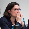 Politikerin privat: Andrea Nahles schenkt sich Hochzeit zu Geburtstag ...