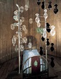Louise Bourgeois (1911 - 2010) Precious Liquids 1992 Bois de cèdre ...