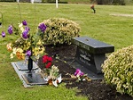 Johnny Cash's Grave | Johnny Cash and June Carter. | B.J. Bumgarner ...