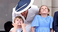 Rainha Elizabeth: príncipe Louis rouba a cena na celebração do jubileu