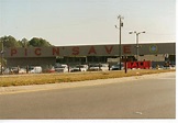 Pic N' Save, located @ 2000 Reid Street in Palatka, FL. This store ...