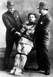 20 Amazing Photographs of Harry Houdini, a Famous Magician and Escape ...