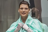 Linda Evangelista hits the runway for NYFW, closes Fendi show - in2vogue