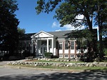 File:Bedford Free Public Library, Bedford MA.jpg - Wikipedia, the free ...