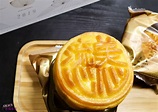 美心流心奶皇月餅 香港經典人氣月餅，鹹香濃郁的奶黃流心讓人一吃就愛上