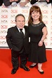 Photo : Warwick Davis et sa femme Samantha lors des National Television ...