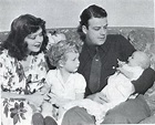 Clara Bow & husband Rex Bell with sons Rex, Jr. and George | Clara bow ...