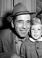 Humphrey Bogart and son, Stephen | Bogart and bacall, Hollywood couples ...