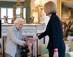 Le ultime foto della Regina Elisabetta II prima di morire - Bigodino