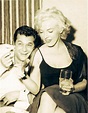 Tony Curtis and Marilyn Monroe, 1950s : r/OldSchoolCool