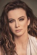 Silvia Navarro se cambia la camiseta para protagonizar en Telemundo la ...