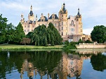Fondos de Pantalla 1600x1200 Alemania Castillo Lago Schwerin castle ...