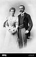 Inglés: la Princesa Alexandra y su prometido, el Príncipe Ernest . Abril de 1896 65 la Princesa ...