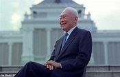 8 valuable lessons you can learn from Singapore's founding father Lee ...