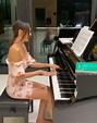 鋼琴女神15秒彈琴片「右胸大走光」 懊惱：不該PO上來 | 娛樂 | NOWnews今日新聞