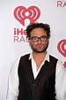 Johnny Galecki Height, Weight, Age, Affairs & More » StarsUnfolded