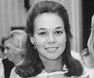 Julie Nixon Eisenhower Biography - Facts, Childhood, Family Life ...