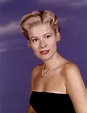 Nancy OLSON : Biographie et filmographie