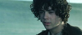 Picture of Elliot Henderson-Boyle in King Arthur - SG_148528_Henderson ...