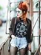 Estilo GRUNGE Mujer ⇒ 【10 Outfits Indispensables】