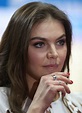 Putin's rumoured lover Alina Kabaeva wears ‘wedding ring’ on outing in ...