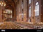 Interior de la Iglesia de Santa Isabel (Elisabethkirche), Marburgo ...