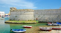 Visita Castillo de Gallipoli en Centro histórico de Gallipoli - Tours ...
