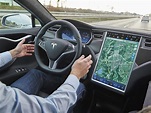 Praxis und Realität: ADAC testet "Autopiloten" am Tesla Model S | WEB.DE