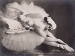 NPG x139574; Anna Pavlova in 'The Dying Swan' - Portrait - National ...