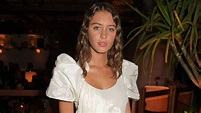 Jude Law and Sadie Frost's daughter Iris Law looks just like them in ...