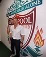 Daniel Craig meets the Liverpool players - Mirror Online