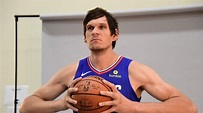 Sixers’ Boban Marjanovic Suffers Knee Injury, Helped off Court (VIDEO ...