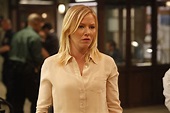 Kelli Giddish as Amanda Rollins in Law and Order: SVU - "Blood Brothers ...