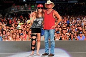 32+ Mary Nolan Kenny Chesney Wife Background - All Didi Games