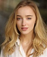 Classify English actress Phoebe Dynevor