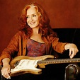 Today: Bonnie Raitt is 64 Happy Birthday | All Dylan – A Bob Dylan blog