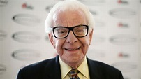 Barry Cryer: Comedy great dies aged 86 - family pays tribute to star ...