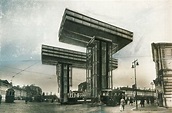 El Lissitzky's Vision for a Vertical City: The Cloud Iron Towers ...