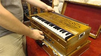 1661 - Wood Indian Harmonium LM 44 $495 - YouTube