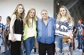 Chic Magazine | Apertura Rayados | Adriana Ibarra de Bremer, Paulina Bremer, Carlos Bremer y ...