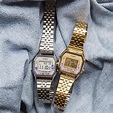 Casio 女裝Vintage復古金色玫瑰花圖紋跳字手錶 - Watchviva 網上手錶專門店
