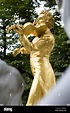 Gilded bronze monument of Johann Strauss II in Stadtpark, Vienna ...