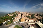 File:Montalcino, Tuscany, Italy.jpg - Wikimedia Commons