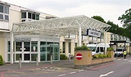 Frimley Park Hospital © Euchiasmus cc-by-sa/2.0 :: Geograph Britain and ...