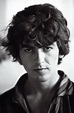 A Young George Harrison George Beatles, The Beatles, Foto Beatles ...