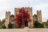 Hever Castle, the home of Anne Boleyn; victim or "gold-digger ...